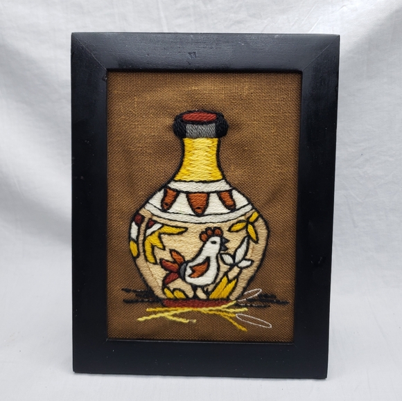 Vintage 1976 Framed Sunset Design Southwest Crewel Vase Art Embroidery - Picture 1 of 4